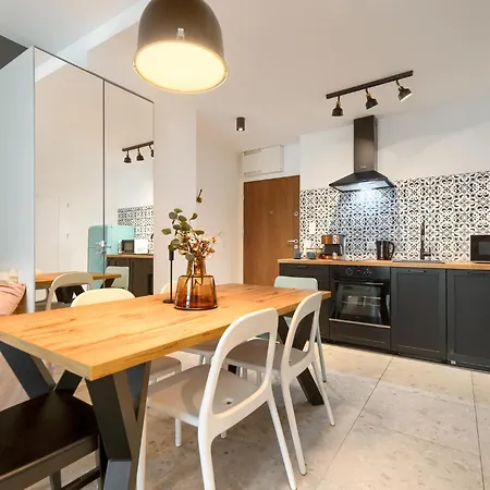 Apartament 6000 Stare Bulwary No 1 *